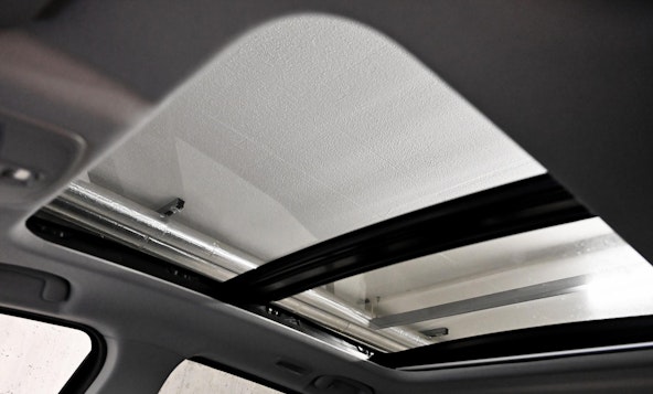 Vehicle image 19 Vehicle image 19