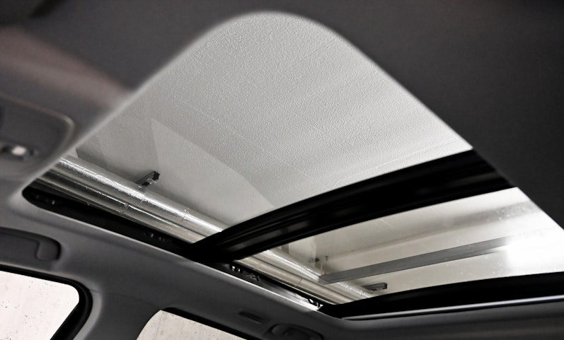 Vehicle image SUZUKI S-CROSS