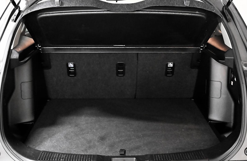 Vehicle image SUZUKI S-CROSS