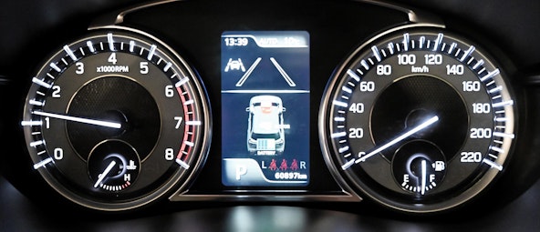 Vehicle image 18 Vehicle image 18