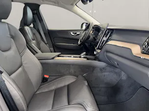 Volvo XC60 2.0 T8 TE Ultra Bright eAWD