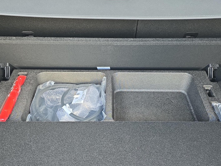 Vehicle image LEAPMOTOR C10