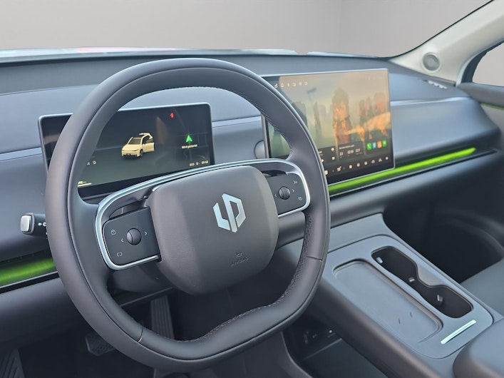 Vehicle image LEAPMOTOR C10