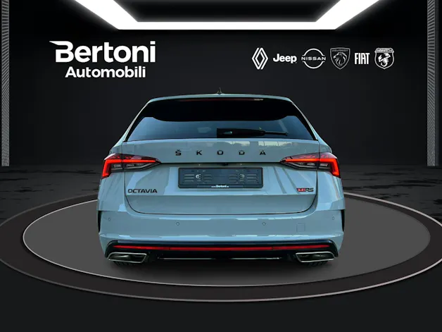 SKODA Octavia Combi 2.0 TSI RS DSG