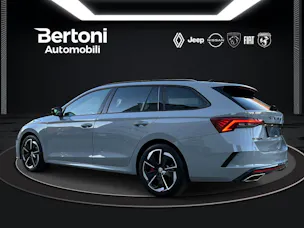 SKODA Octavia Combi 2.0 TSI RS DSG