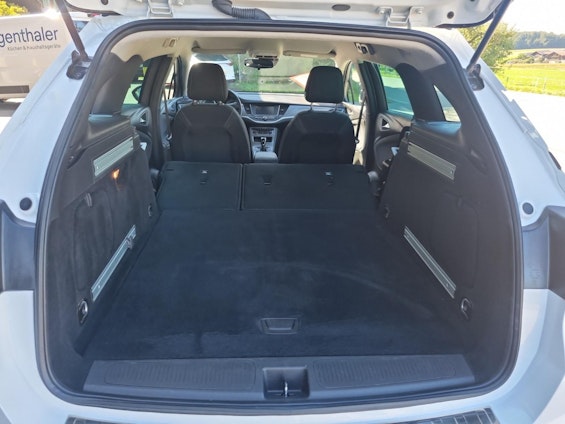 Vehicle image 9 Vehicle image 9