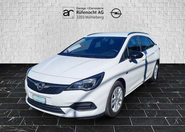 First vehicle image First vehicle image