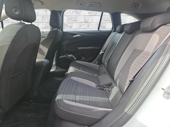 Vehicle image 7 Vehicle image 7