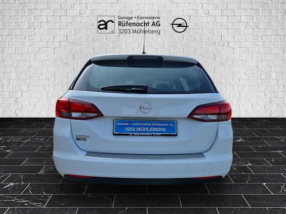 Vehicle image 3 Vehicle image 3