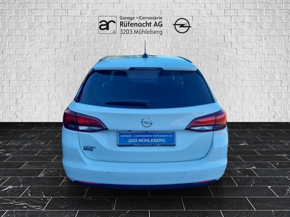 Vehicle image 3 Vehicle image 3