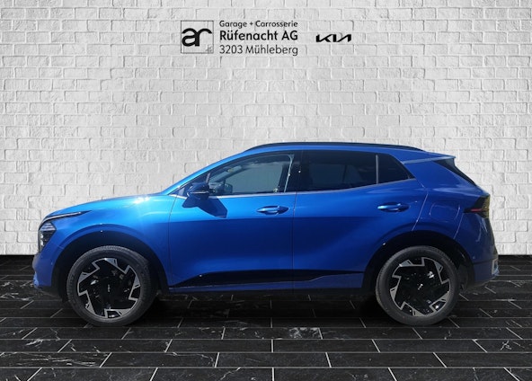 Vehicle image 4 Vehicle image 4