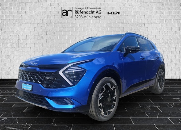 First vehicle image First vehicle image