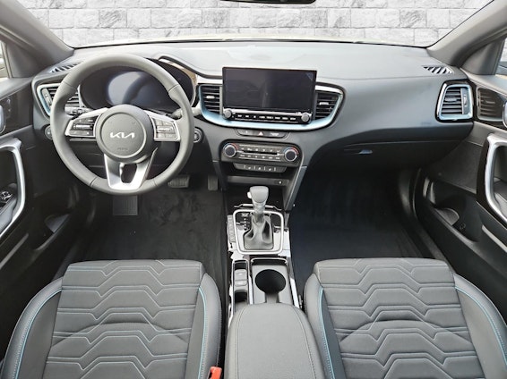 Vehicle image 5 Vehicle image 5