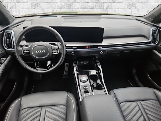 Vehicle image 5 Vehicle image 5