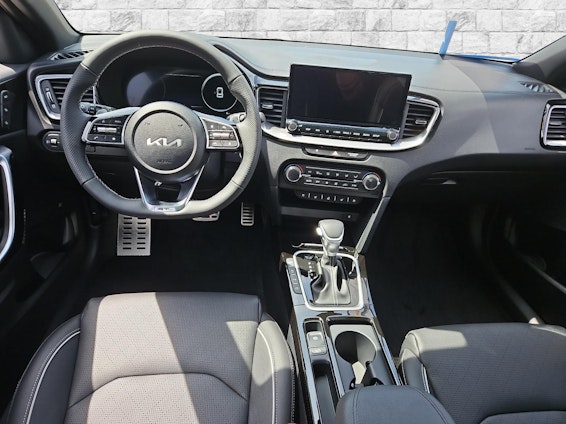 Vehicle image 5 Vehicle image 5