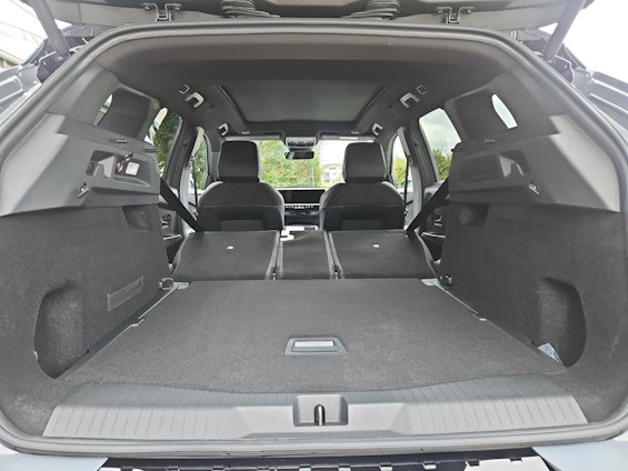 Vehicle image 9 Vehicle image 9