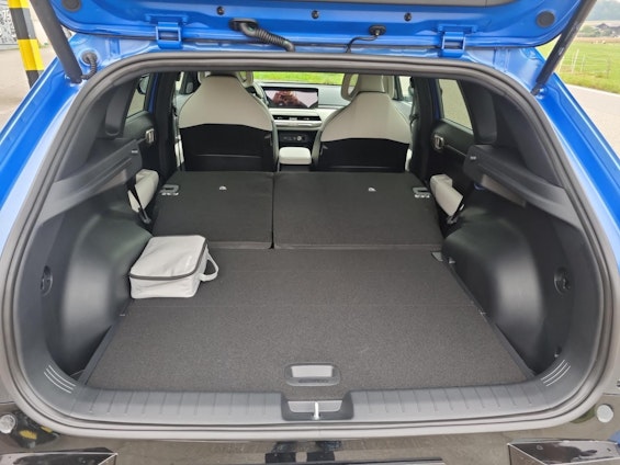 Vehicle image 9 Vehicle image 9