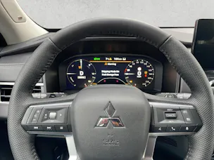 Mitsubishi Outlander 2.4 PHEV Invite 4x4