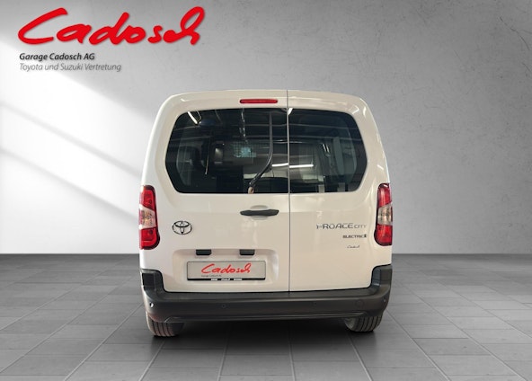 Vehicle image 4 Vehicle image 4