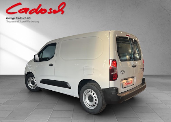 Vehicle image 3 Vehicle image 3