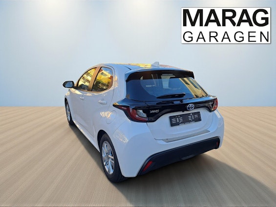 Vehicle image 3 Vehicle image 3