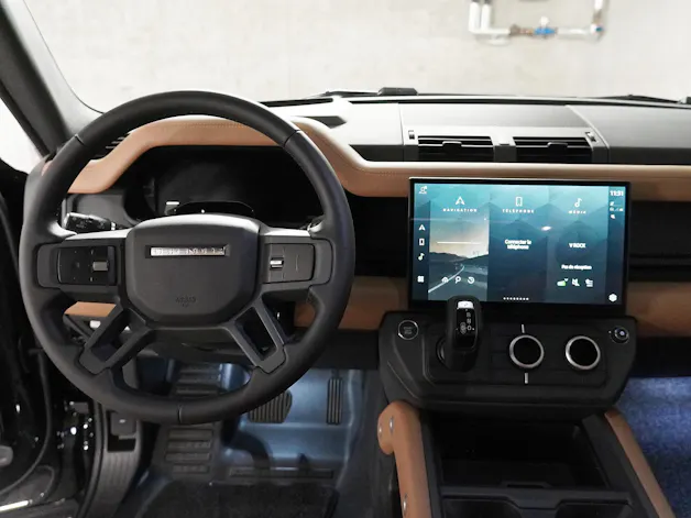 Land Rover Defender 90 3.0 D I6 250 X-Dynamic SE