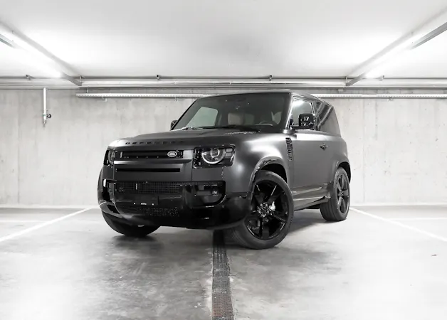 Land Rover Defender 90 3.0 D I6 250 X-Dynamic SE