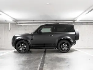 Land Rover Defender 90 3.0 D I6 250 X-Dynamic SE
