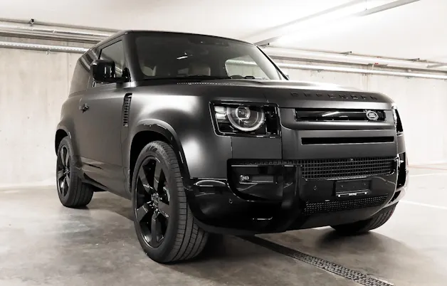 Land Rover Defender 90 3.0 D I6 250 X-Dynamic SE