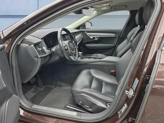 Volvo V90 2.0 T4 Momentum