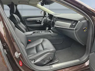Volvo V90 2.0 T4 Momentum