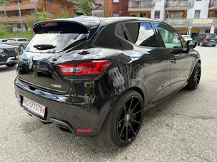 Renault Clio 1.6 T RS 200 EDC
