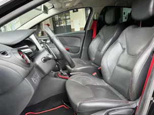 Renault Clio 1.6 T RS 200 EDC