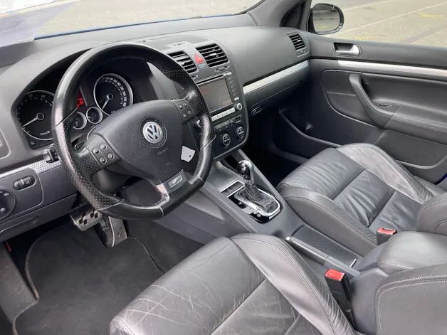 VW Golf R32 4Motion