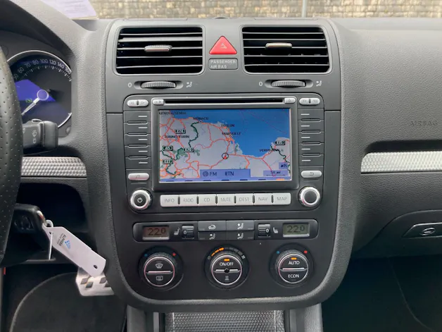 VW Golf R32 4Motion
