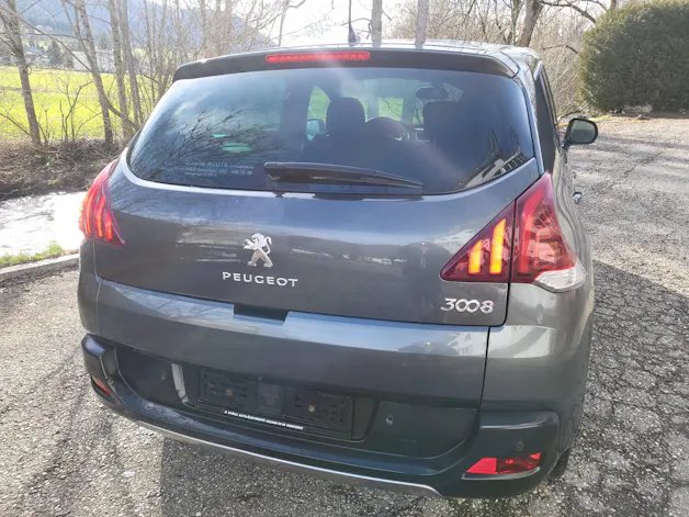 Peugeot 3008 1.6 16V T Active