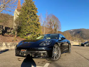 Porsche Panamera 4 E-Hybrid PDK
