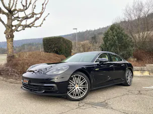 Porsche Panamera 4 E-Hybrid PDK
