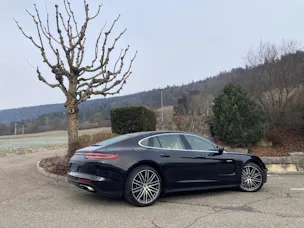 Porsche Panamera 4 E-Hybrid PDK