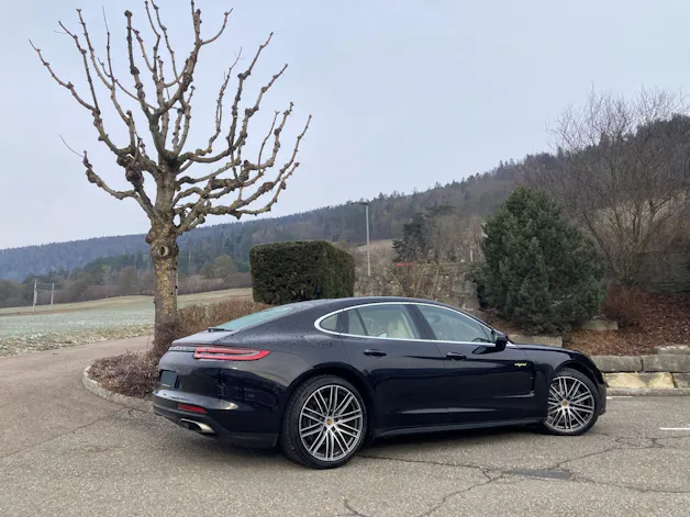 Porsche Panamera 4 E-Hybrid PDK