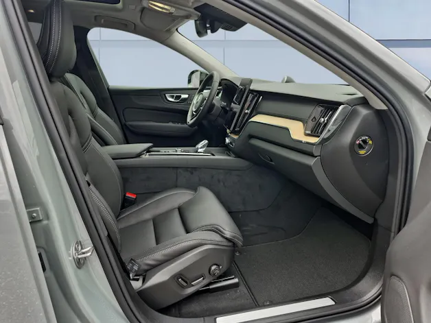 Volvo XC60 2.0 T6 TE Ultra Dark eAWD