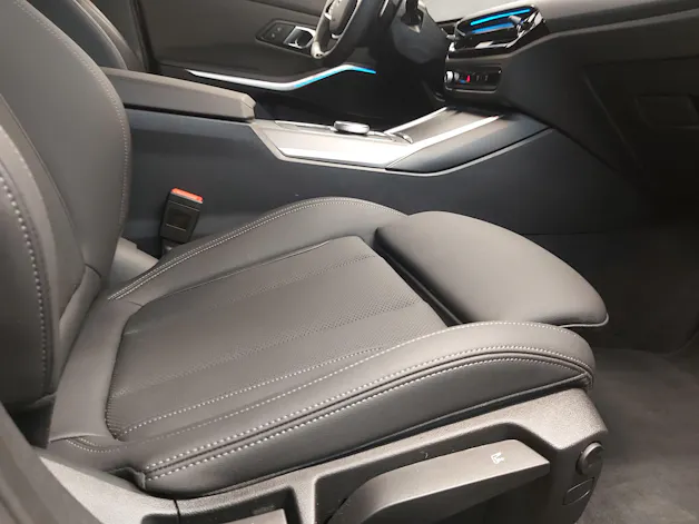 BMW 320d xDrive Touring