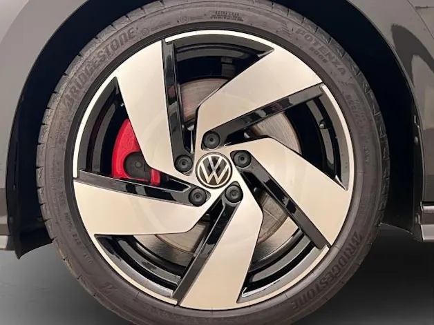 VW Golf 8 2.0 TSI GTI Black Style DSG
