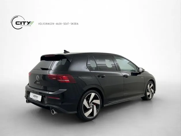 VW Golf 8 2.0 TSI GTI Black Style DSG