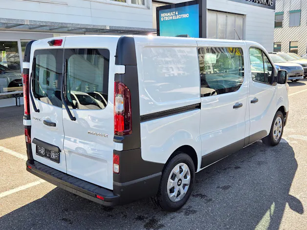 Renault Trafic Kaw. 3.0 t L1 H1 2.0 dCi Blue 150 Advance
