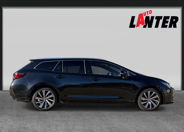 Vehicle image 4 Vehicle image 4