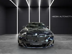 BMW 550e xDrive Touring