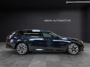 BMW 550e xDrive Touring