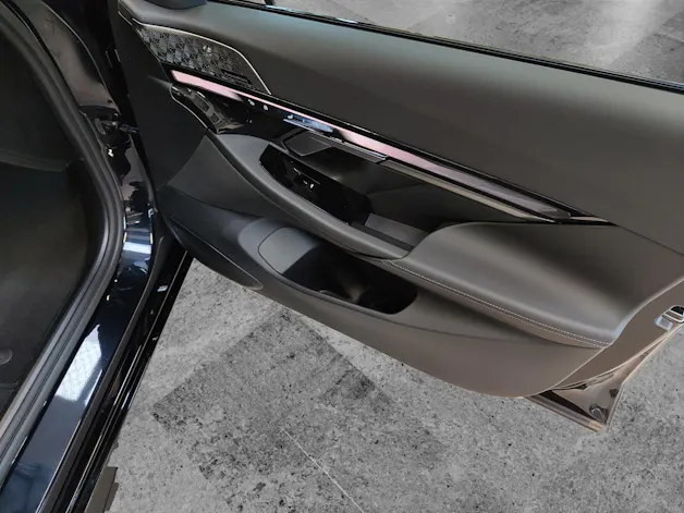 BMW 550e xDrive Touring