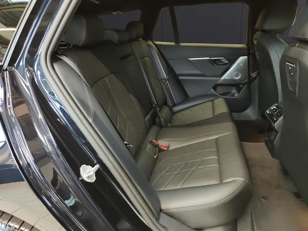 BMW 550e xDrive Touring